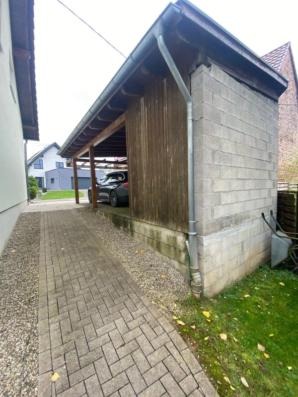 Eberbach ancien carport avant