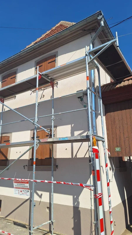 Epfig ravalement en cours échafaudages 2